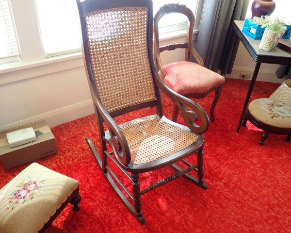 auction image