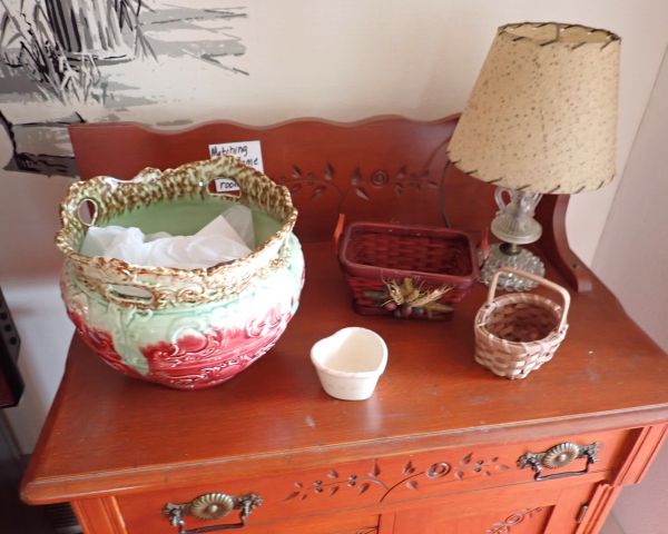 auction image