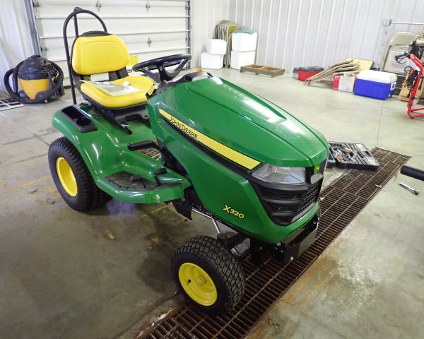 auction image