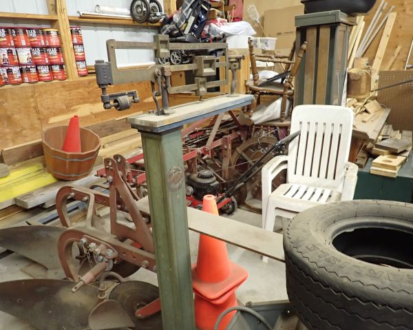 auction image