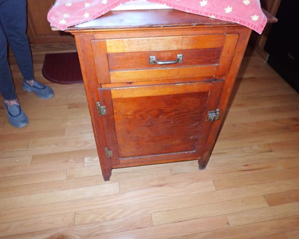 auction image