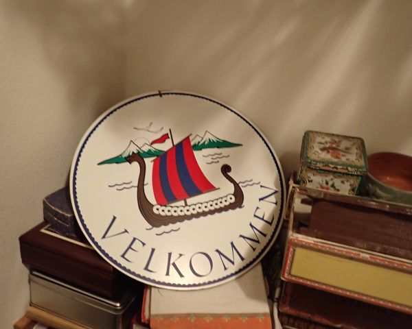 auction image