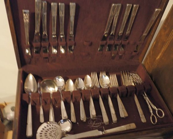 auction image