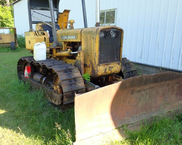 Auction listing photo