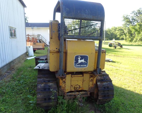 Auction listing photo