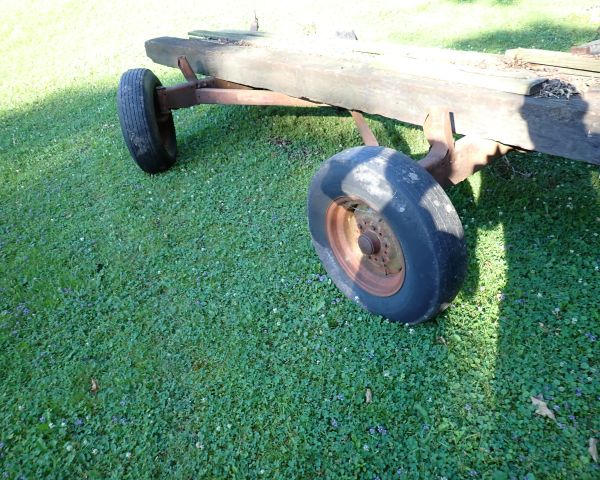 Auction listing photo