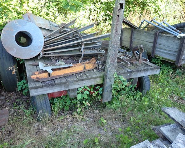 Auction listing photo
