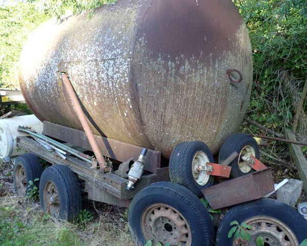 Auction listing photo