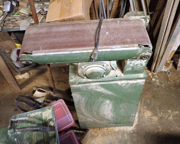 Auction listing photo