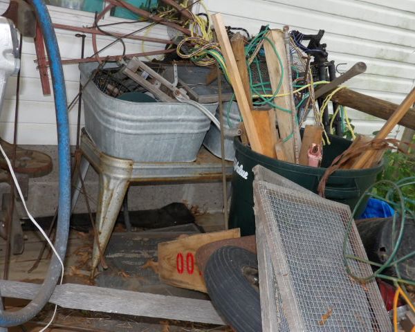 auction image