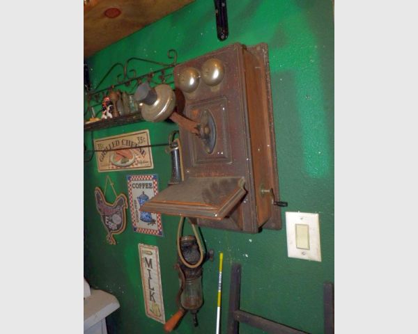 auction image