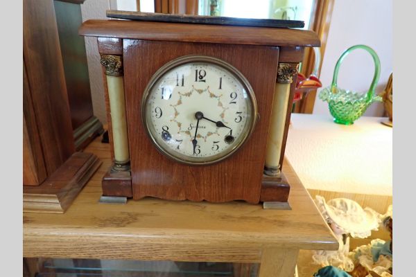 Auction listing photo