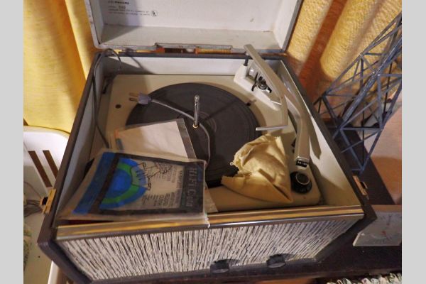 Auction listing photo
