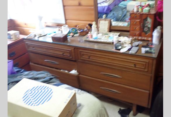 Auction listing photo