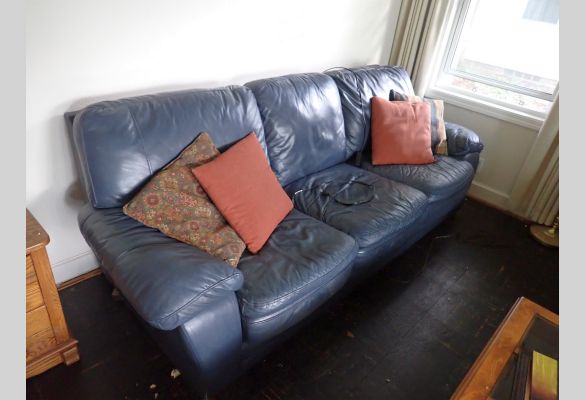 Auction listing photo
