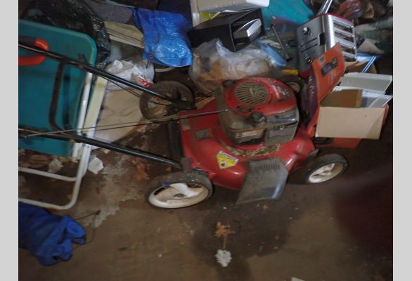 Auction listing photo