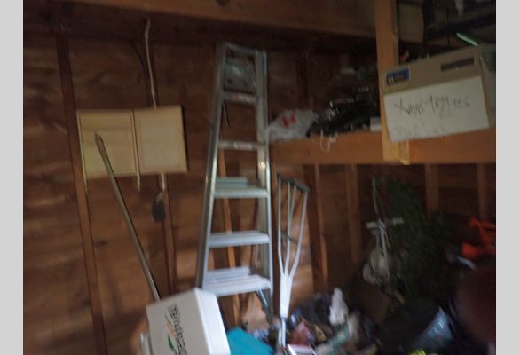 Auction listing photo