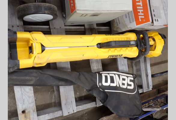 Auction listing photo