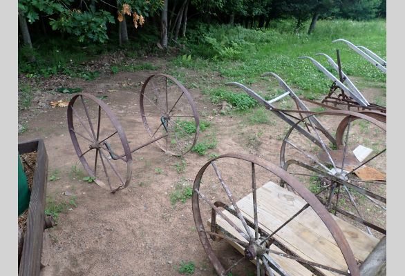 Auction listing photo