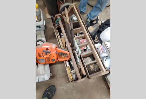 Auction listing photo
