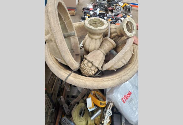 Auction listing photo