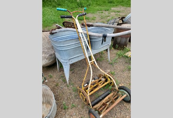 Auction listing photo