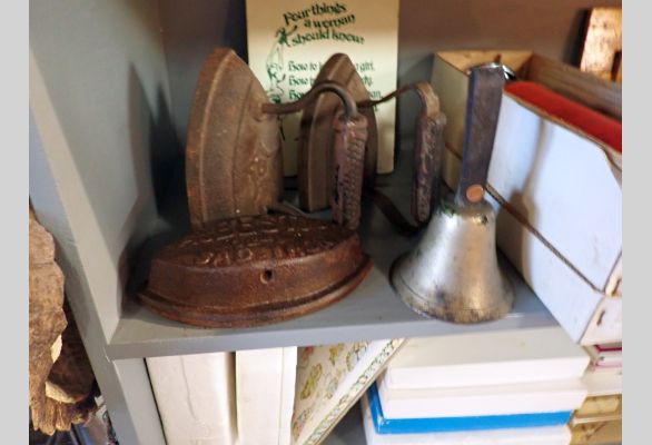 Auction listing photo
