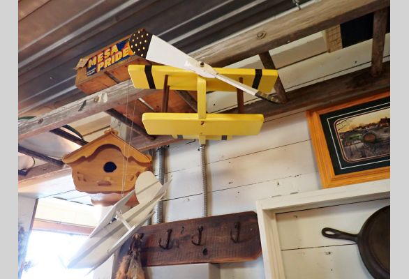 Auction listing photo