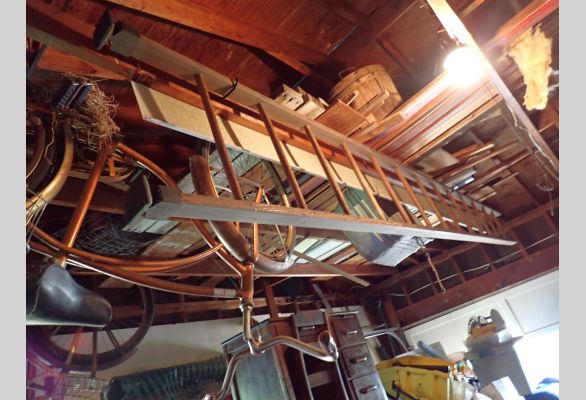 Auction listing photo