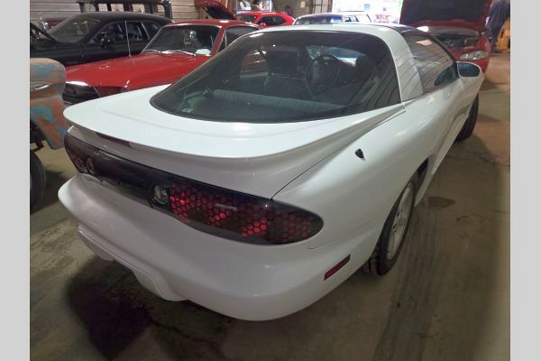 Auction listing photo