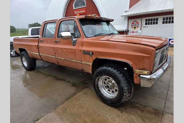 Auction listing photo