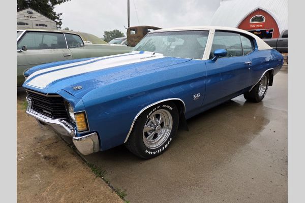 Auction listing photo