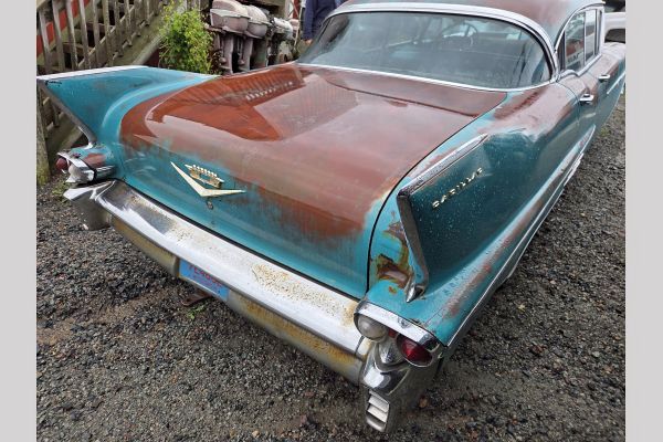 Auction listing photo