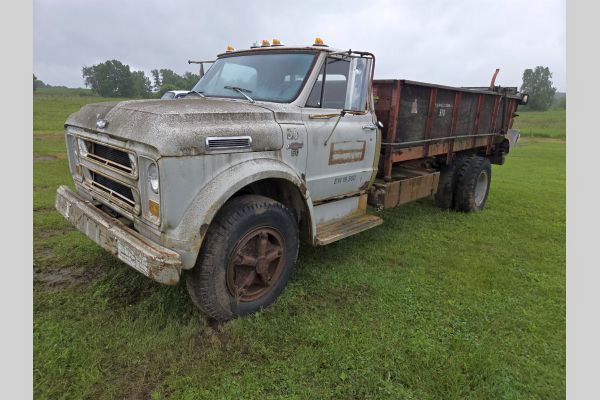 Auction listing photo
