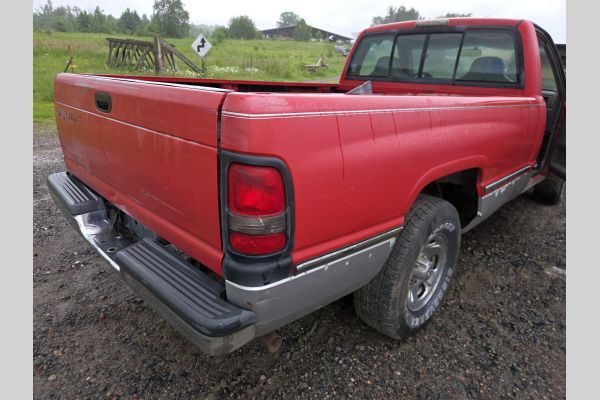 Auction listing photo