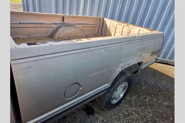 Auction listing photo
