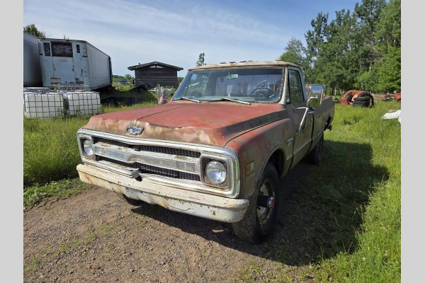Auction listing photo