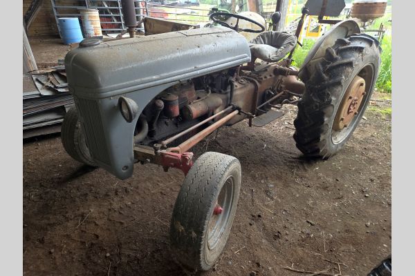 Auction listing photo