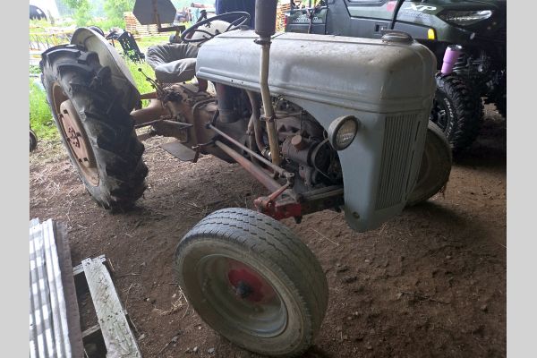 Auction listing photo