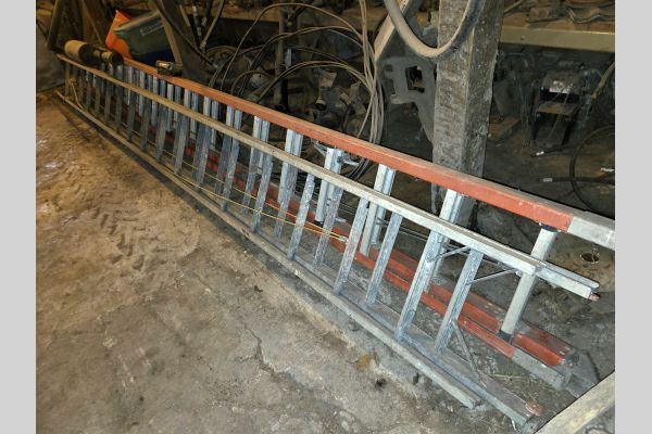 Auction listing photo