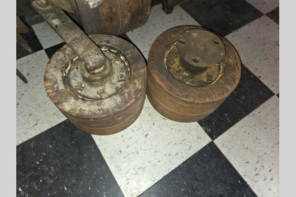 Auction listing photo