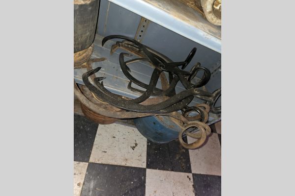 Auction listing photo
