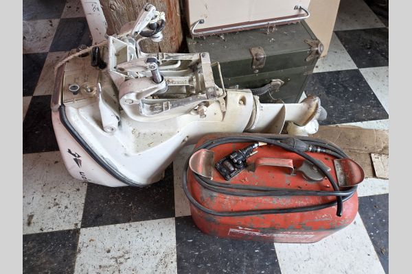 Auction listing photo