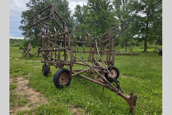 Auction listing photo