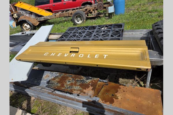 Auction listing photo