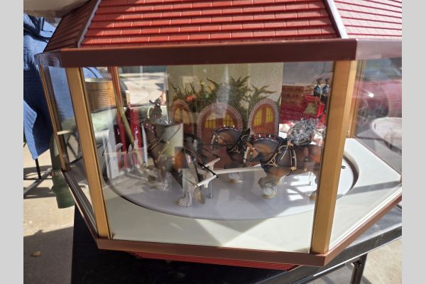Auction listing photo