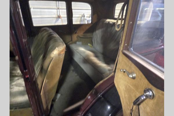 Auction listing photo