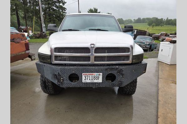 Auction listing photo