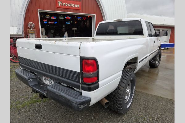 Auction listing photo
