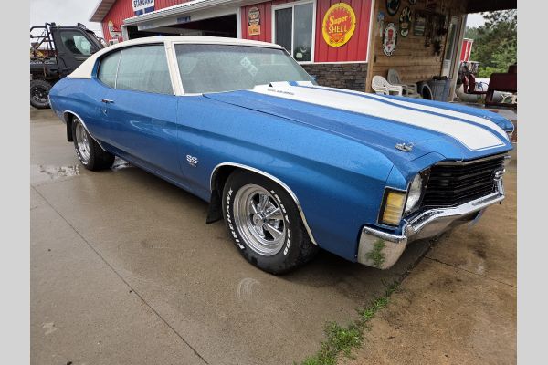 Auction listing photo